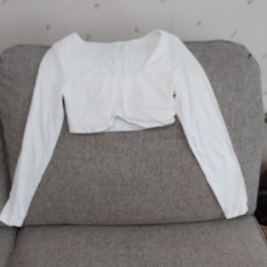 Offline By AIRIE Elegant White Long Sleeve Crop Top